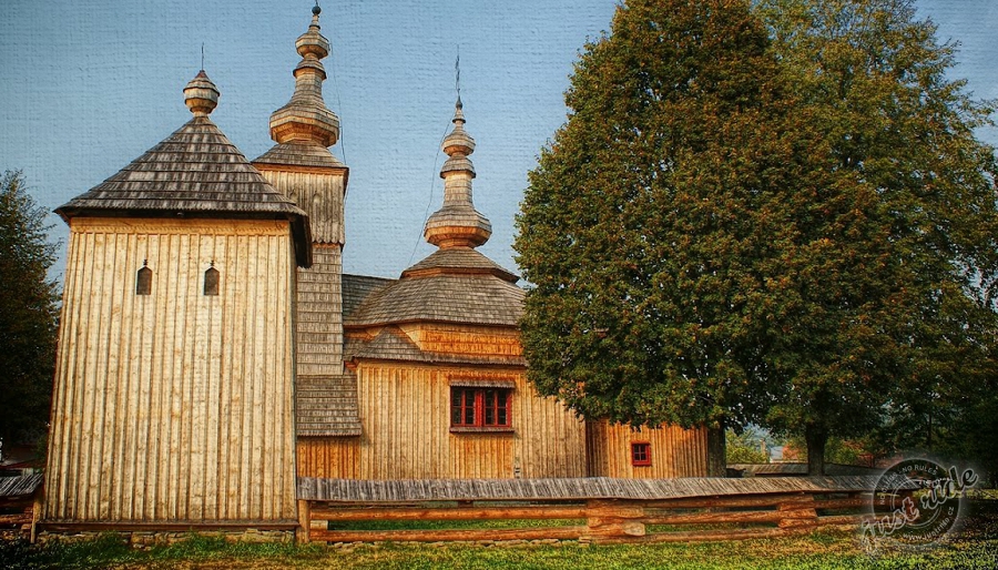 Dřevěný kostel Ladomirová - Slovenská republika - tip na výlet