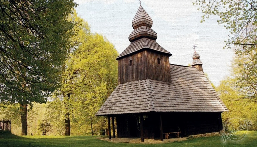 Dřevěný kostel - Ruská Bystrá - Slovenská republika - tip na výlet