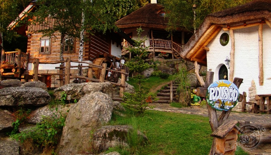 Pohádková vesnička - hotel podlesí - tip na výlet na Vysočině