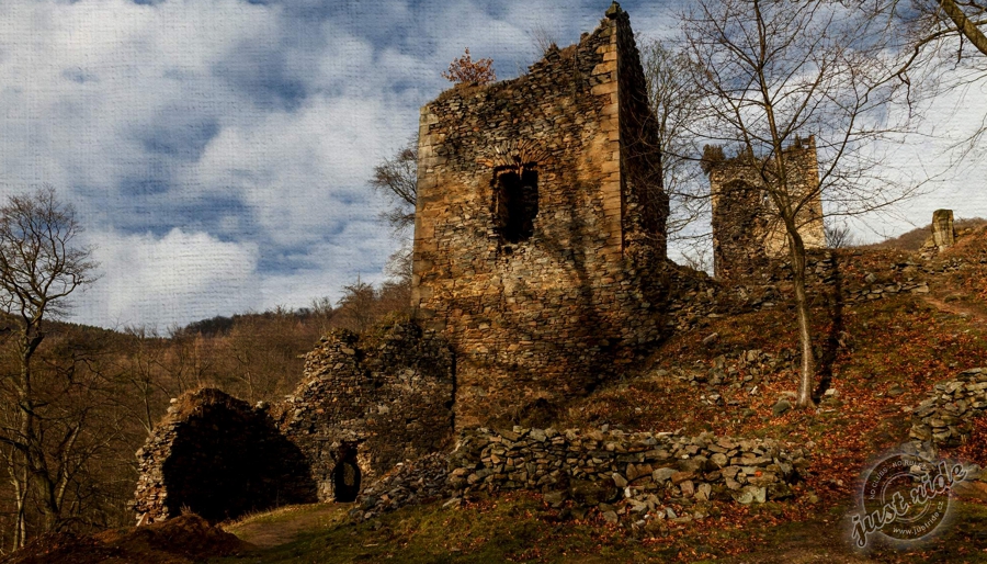 Rýzmburk "Obří hrad"  - tip na výlet v Ústeckém kraji