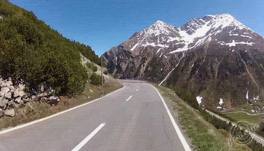 Průsmyk Flüela - Švýcarsko - Nejzajímavější silnice Evropy