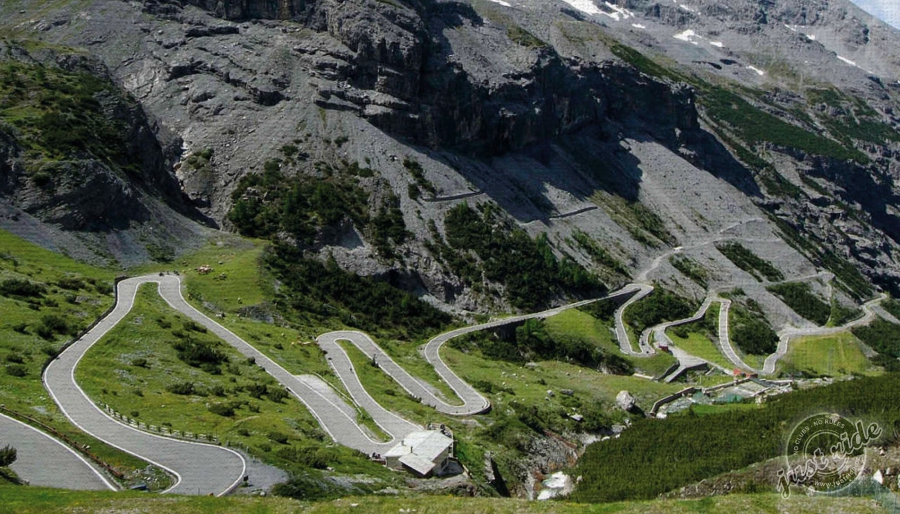 Passo dello Stelvio - Itálie - Nejzajímavější silnice Evropy