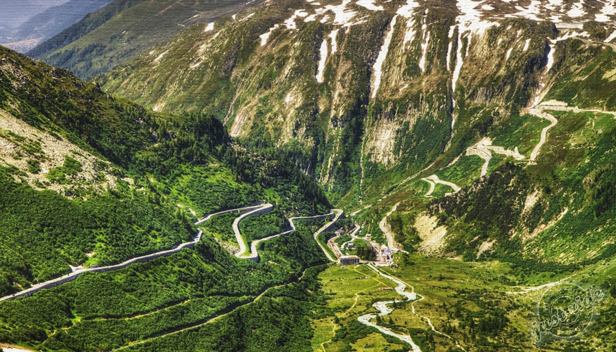 Furkapass - Švýcarsko - Nejzajímavější silnice Evropy