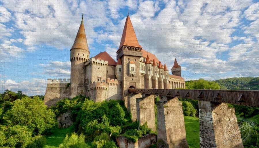 „Drákulův“ hrad Corvín - Rumunsko