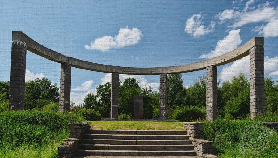 Památník obětem nacismu - Ždánice