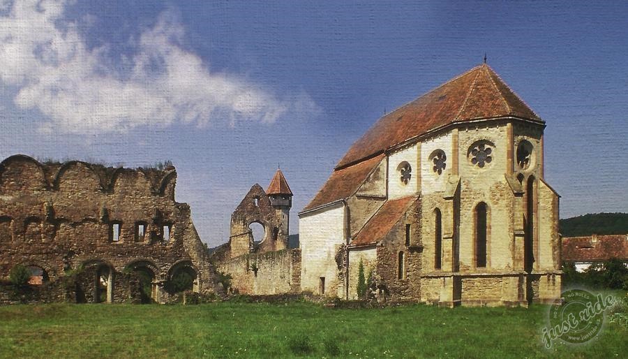 ruiny opatství Carta - Transylvánie